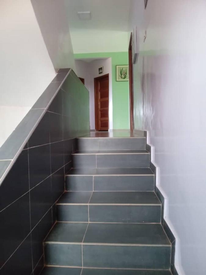 Residence Marie France Mendy Toubab Dialaw Exterior photo